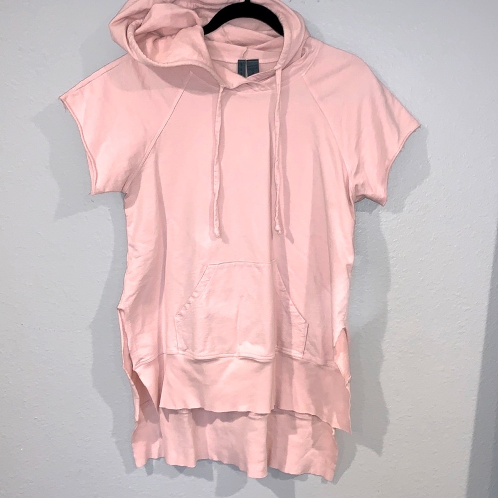Anthropologie Left of Center Sz M pink split hem sweatshirt